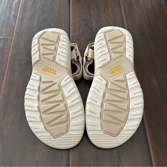 New Teva WOMEN W HURRICANE XLT2  sesame SSME walking hiking sandals size pick - Picture 5 of 7